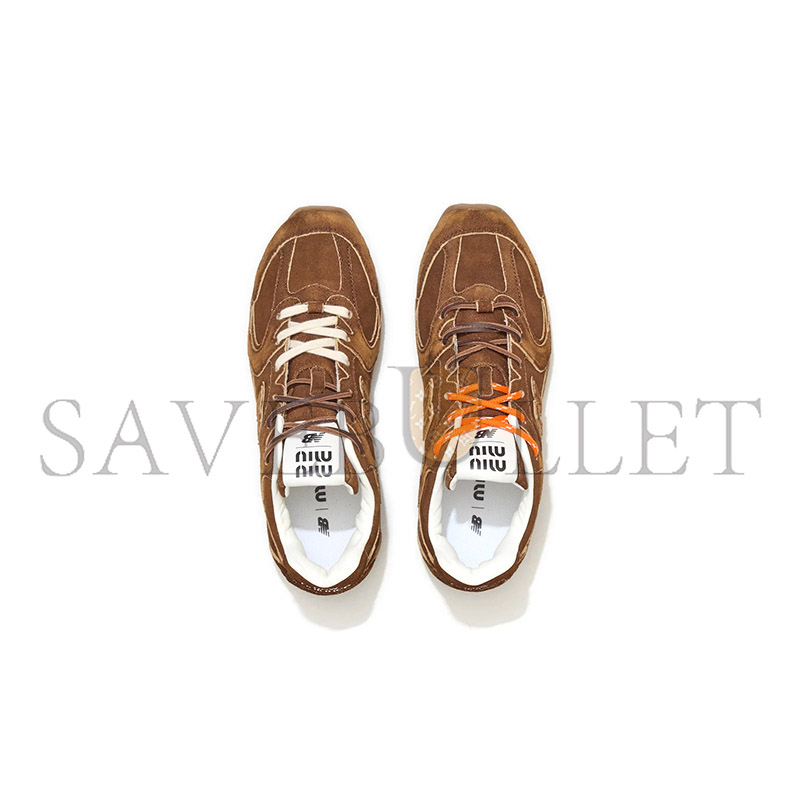 MIU MIU X NEW BALANCE 530 SL SUEDE SNEAKER IN CINNAMON 5E165E